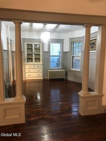 661 Myrtle Avenue, Albany, NY 12208