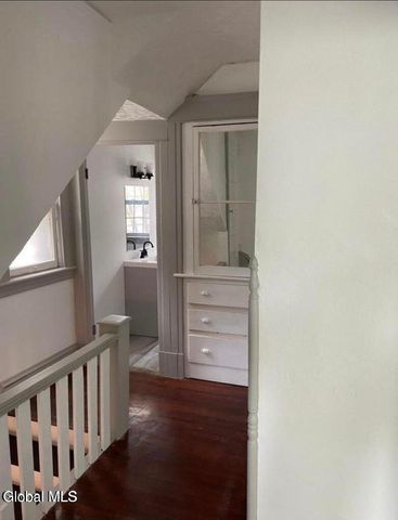 661 Myrtle Avenue, Albany, NY 12208