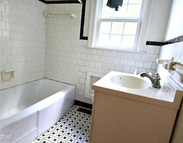 105 S Vance Street, Whitakers, NC 27891