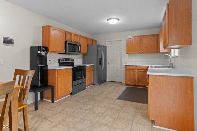 6430 Bonneville Drive, Indianapolis, IN 46237