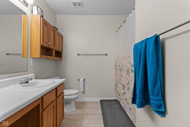 6430 Bonneville Drive, Indianapolis, IN 46237