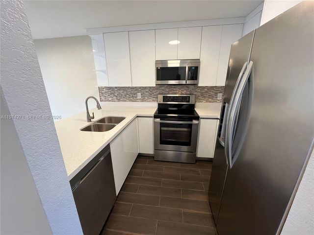 14162 NW 17th Ave 14162, Opa-locka, FL 33054