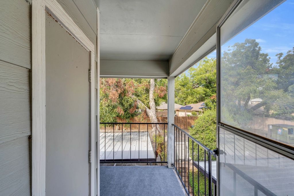 3206 S Fielder Road 209, Arlington, TX 76015