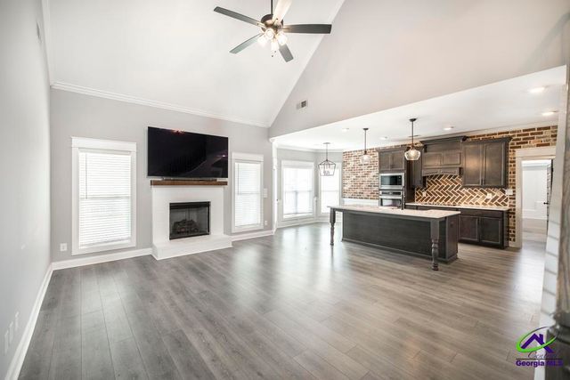 613 Jeffery Thomas Drive, Bonaire, GA 31005