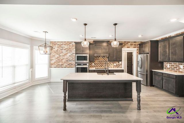 613 Jeffery Thomas Drive, Bonaire, GA 31005