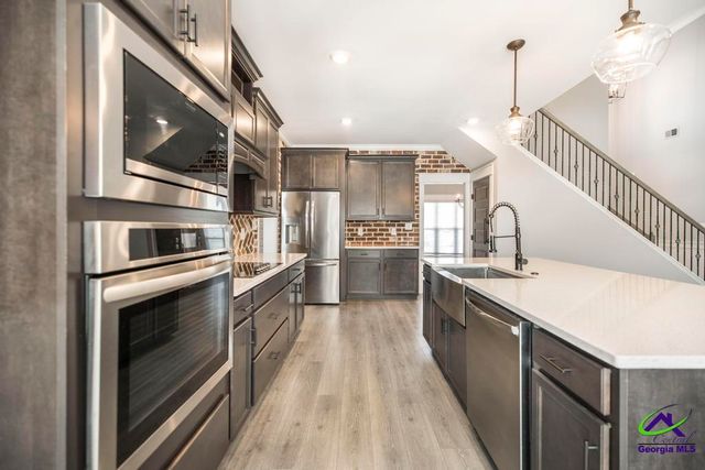 613 Jeffery Thomas Drive, Bonaire, GA 31005