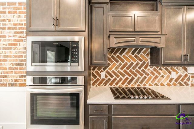 613 Jeffery Thomas Drive, Bonaire, GA 31005