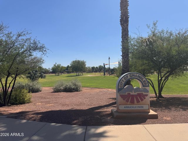 2600 E SPRINGFIELD Place 89, Chandler, AZ 85286