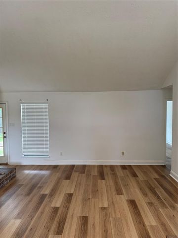 3211 Mesquite Drive, Sugar Land, TX 77479