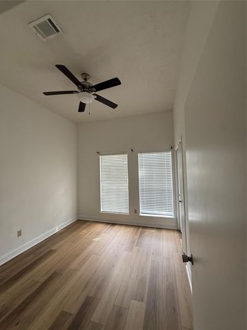 3211 Mesquite Drive, Sugar Land, TX 77479