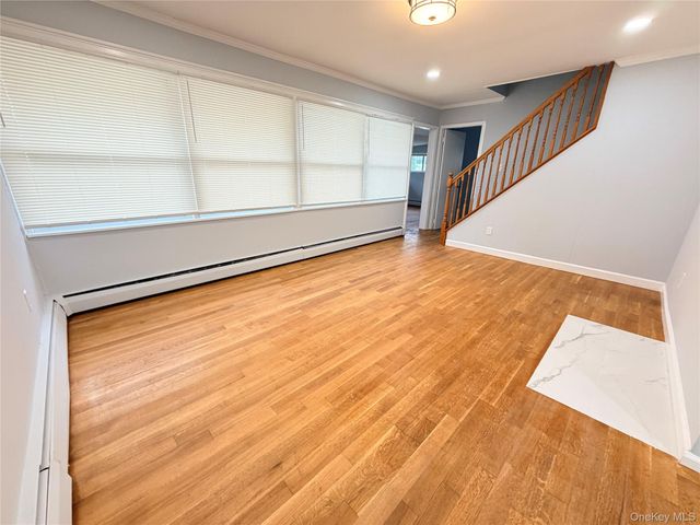 190 Meridian Road, Levittown, NY 11756