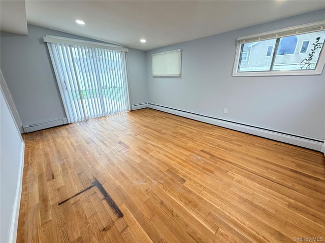 190 Meridian Road, Levittown, NY 11756