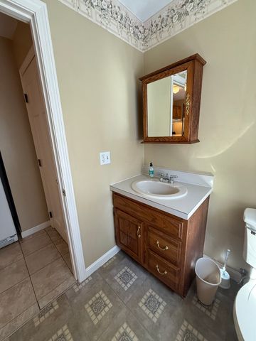 00 Pleasant St, Weymouth, MA 02190