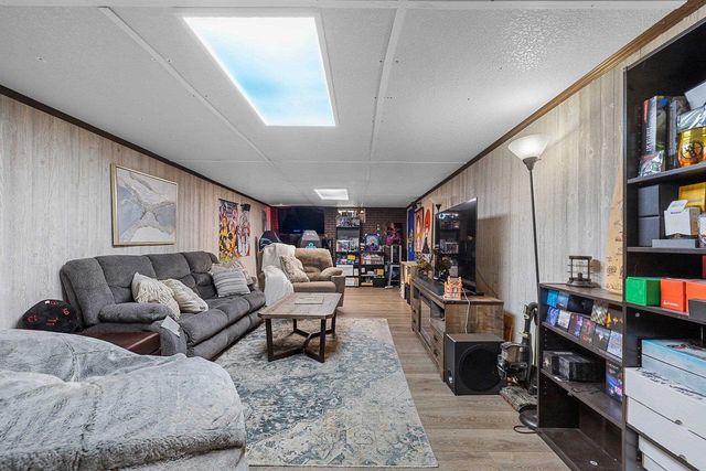 980 MANCEL LANE, Green Bay, WI 54304