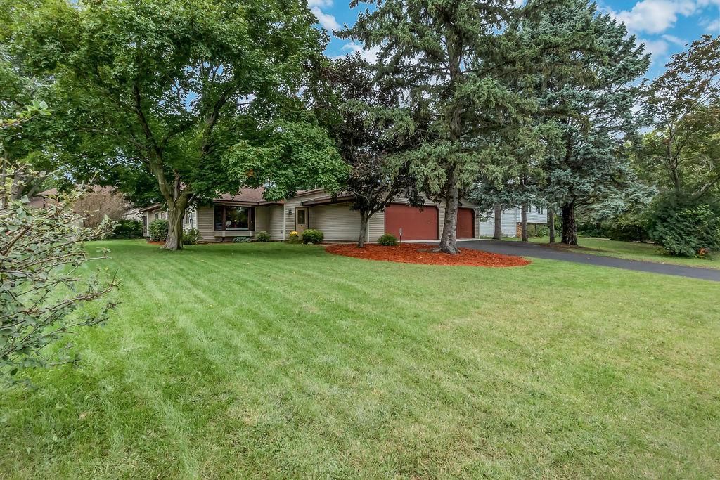 275 Little John Drive, Circle Pines, MN 55014 — photo 2
