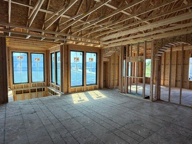 1918 Pine Lake Circle, Ankeny, IA 50021