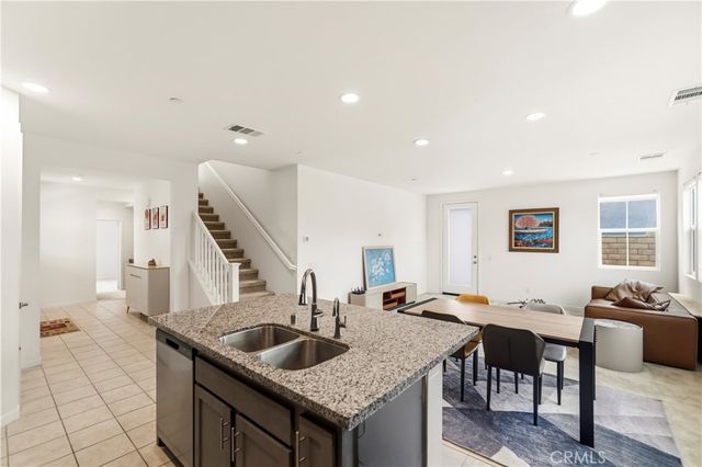 2902 S Halton Paseo, Ontario, CA 91761