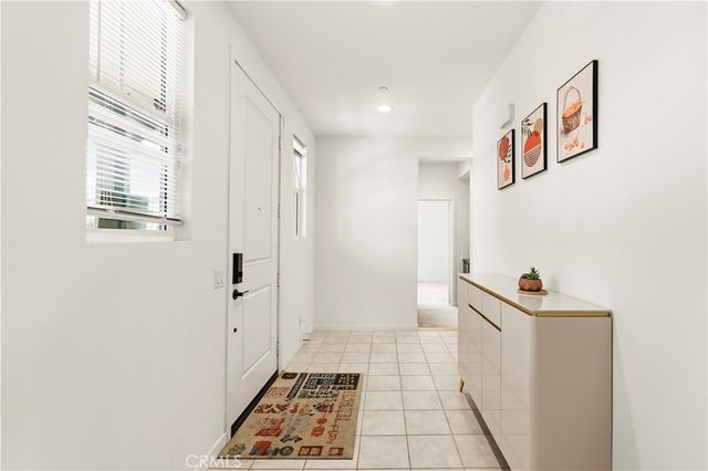 2902 S Halton Paseo, Ontario, CA 91761