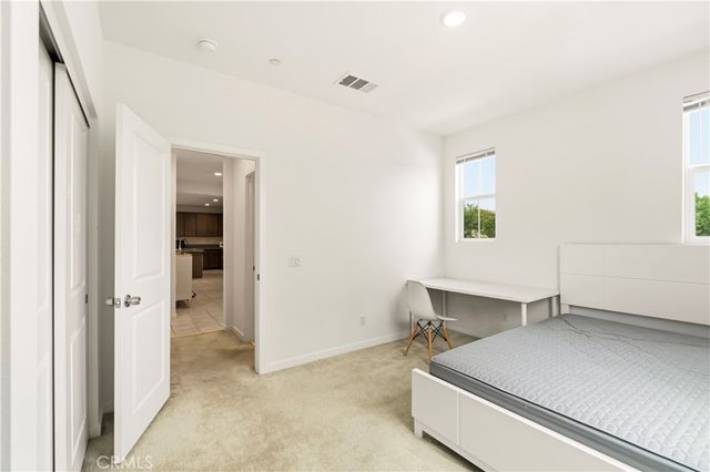 2902 S Halton Paseo, Ontario, CA 91761