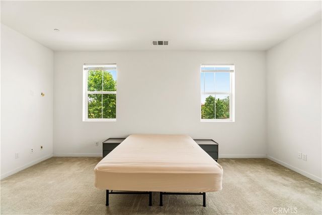 2902 S Halton Paseo, Ontario, CA 91761
