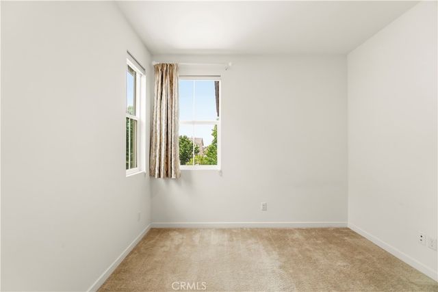 2902 S Halton Paseo, Ontario, CA 91761