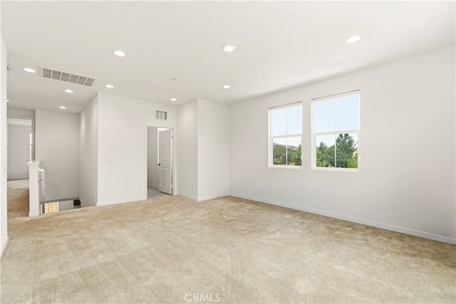 2902 S Halton Paseo, Ontario, CA 91761