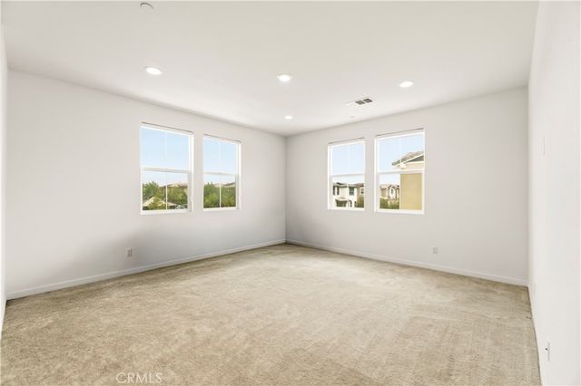 2902 S Halton Paseo, Ontario, CA 91761