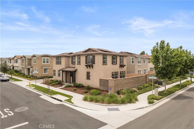 2902 S Halton Paseo, Ontario, CA 91761