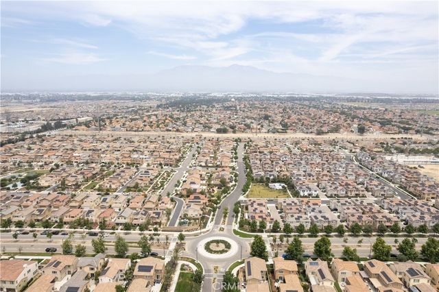 2902 S Halton Paseo, Ontario, CA 91761