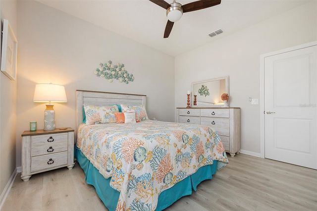 572 LANDSHARK BOULEVARD, Daytona Beach, FL 32124