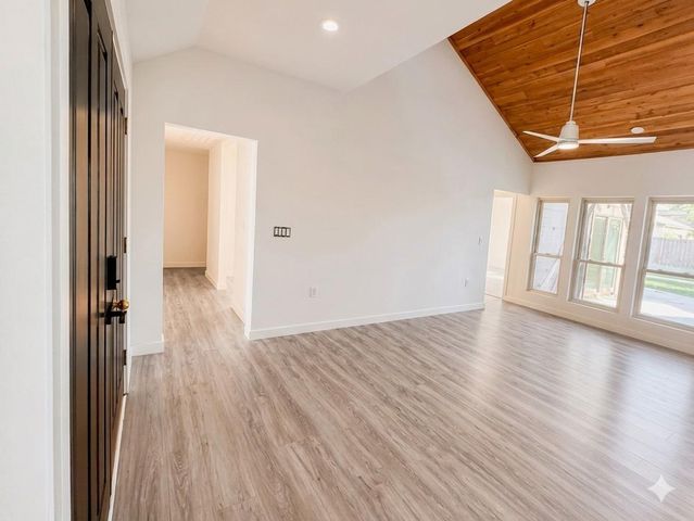 16502 Craighurst Drive, Houston, TX 77059