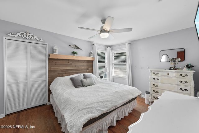 933 7TH Avenue N, Jacksonville Beach, FL 32250