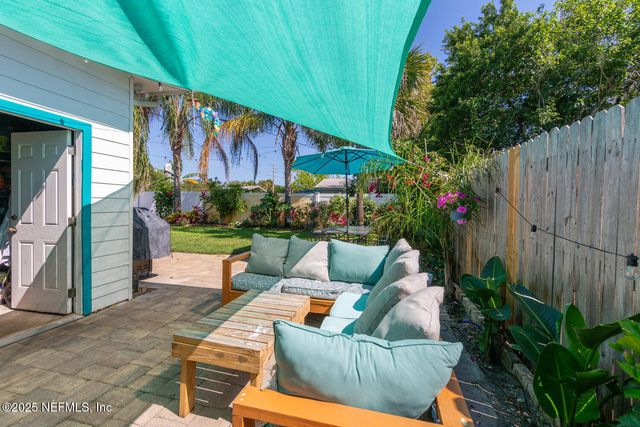 933 7TH Avenue N, Jacksonville Beach, FL 32250