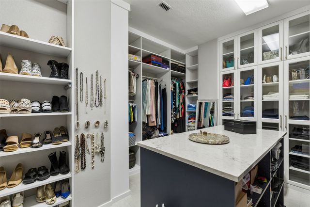 4765 Cloudcroft Lane, Irving, TX 75038