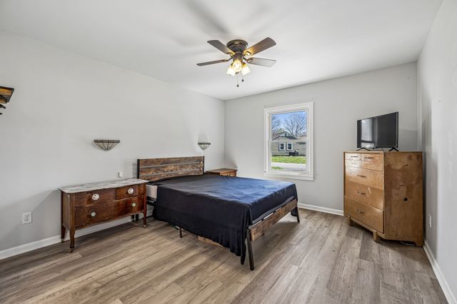 114 Sutton Ave, Waverly, TN 37185