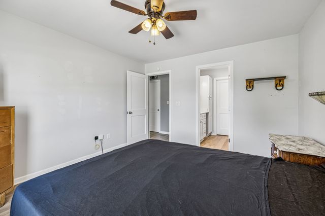 114 Sutton Ave, Waverly, TN 37185