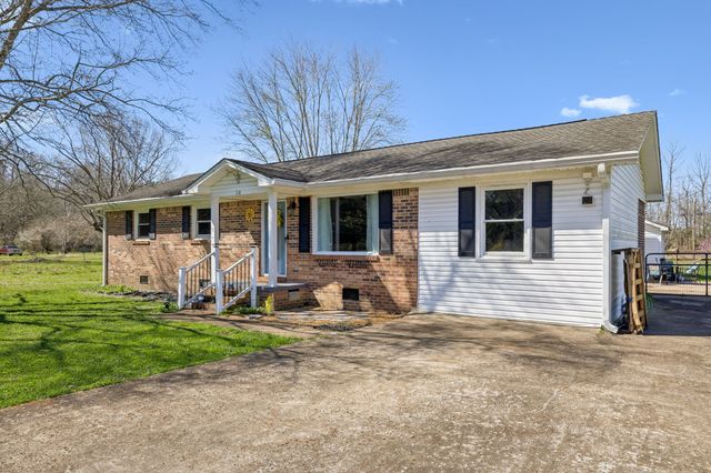 114 Sutton Ave, Waverly, TN 37185