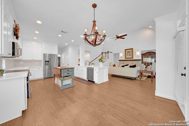 19209 Fenwick Crest, San Antonio, TX 78258