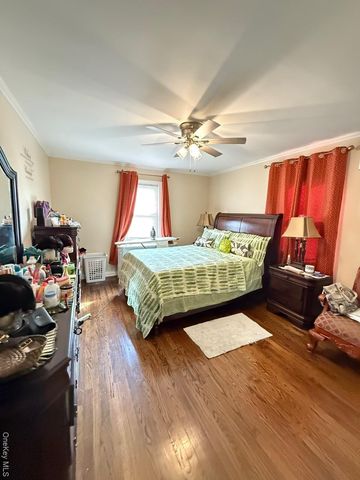 18906 121st Avenue, Saint Albans, NY 11412