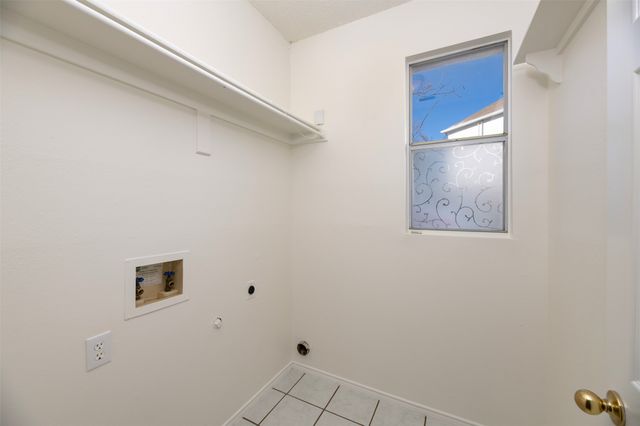 1600 Park Chase Avenue, Arlington, TX 76011