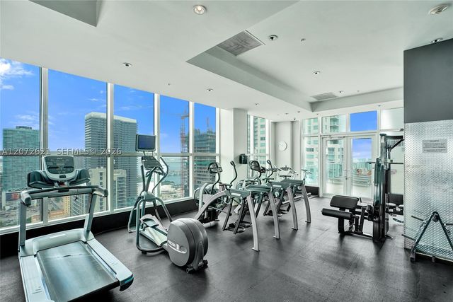 133 NE 2nd Ave 2302, Miami, FL 33132