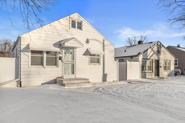 5658 N 66th STREET, Milwaukee, WI 53218