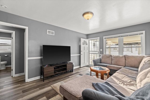 5658 N 66th STREET, Milwaukee, WI 53218