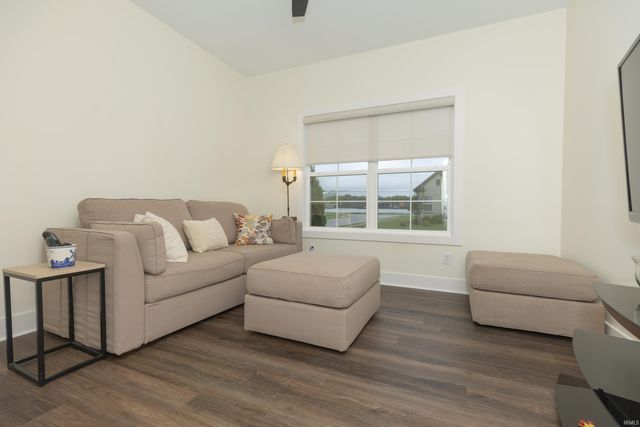 8464 Wyatt Court, Newburgh, IN 47630