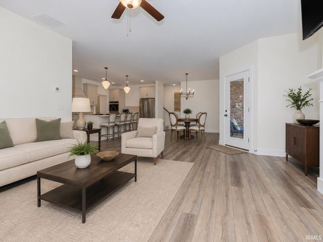 8464 Wyatt Court, Newburgh, IN 47630