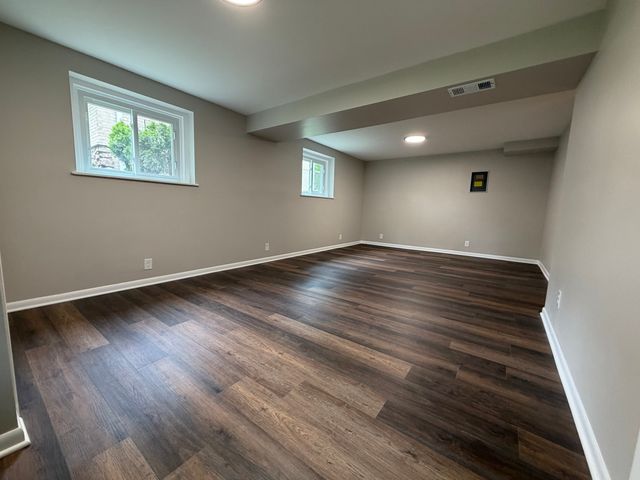 705 W Fitzhenry Court, Glenwood, IL 60425