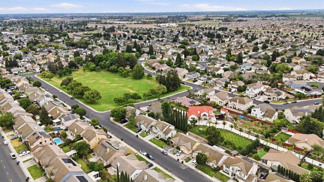 1838 N Rail St, Manteca, CA 95337