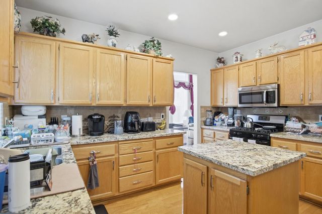1838 N Rail St, Manteca, CA 95337