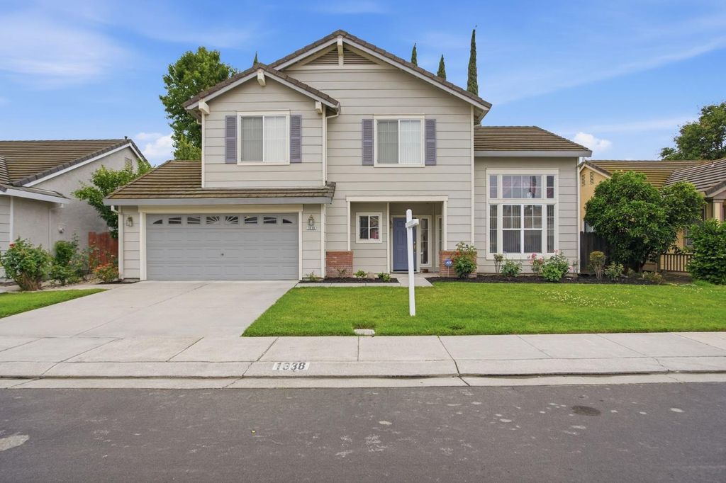 1838 N Rail St, Manteca, CA 95337