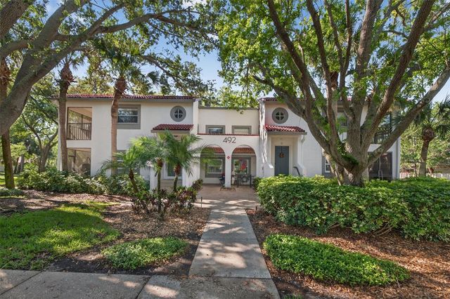 492 SANTA CRUZ PLACE NE E, St Petersburg, FL 33703